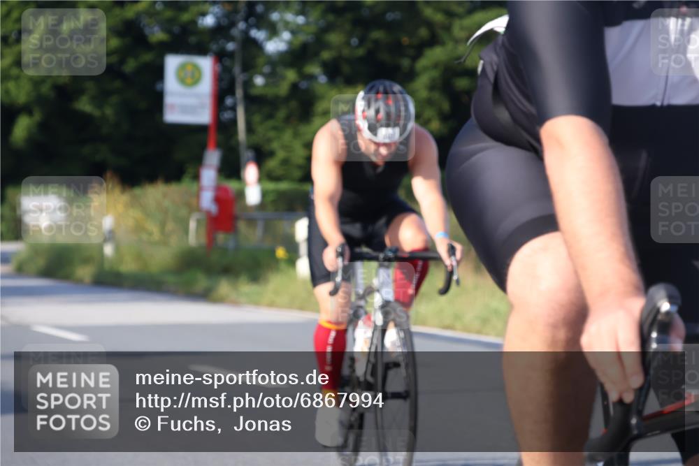 25.08.2024 - Elbe Triathlon Hamburg Fuchs,  Jonas http://msf.ph/oto/6867994 25.08.2024 09:29:55 Radfahren 447, 98, 407, 138, 385, 401, 305, 101 meine-sportfotos.de