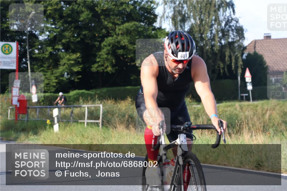 25.08.2024 - Elbe Triathlon Hamburg Fuchs,  Jonas http://msf.ph/oto/6868002 25.08.2024 09:29:55 Radfahren 447, 98, 407, 138, 385, 401, 305, 101 meine-sportfotos.de