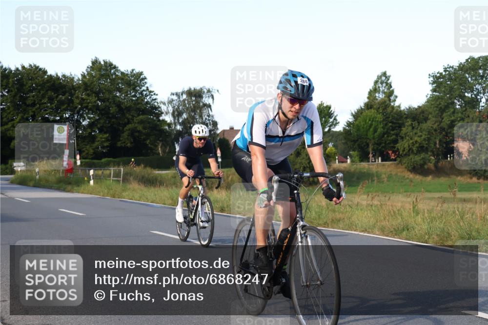 25.08.2024 - Elbe Triathlon Hamburg Fuchs,  Jonas http://msf.ph/oto/6868247 25.08.2024 09:30:23 Radfahren 137, 286, 249, 361 meine-sportfotos.de