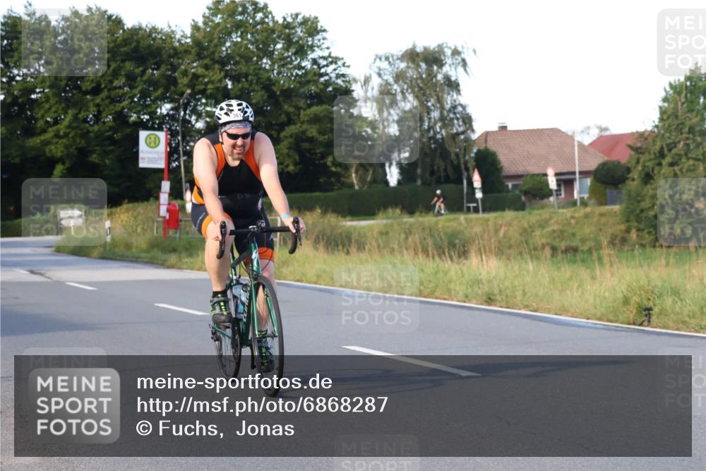 25.08.2024 - Elbe Triathlon Hamburg Fuchs,  Jonas http://msf.ph/oto/6868287 25.08.2024 09:30:26 Radfahren 286, 249, 361, 170, 330 meine-sportfotos.de