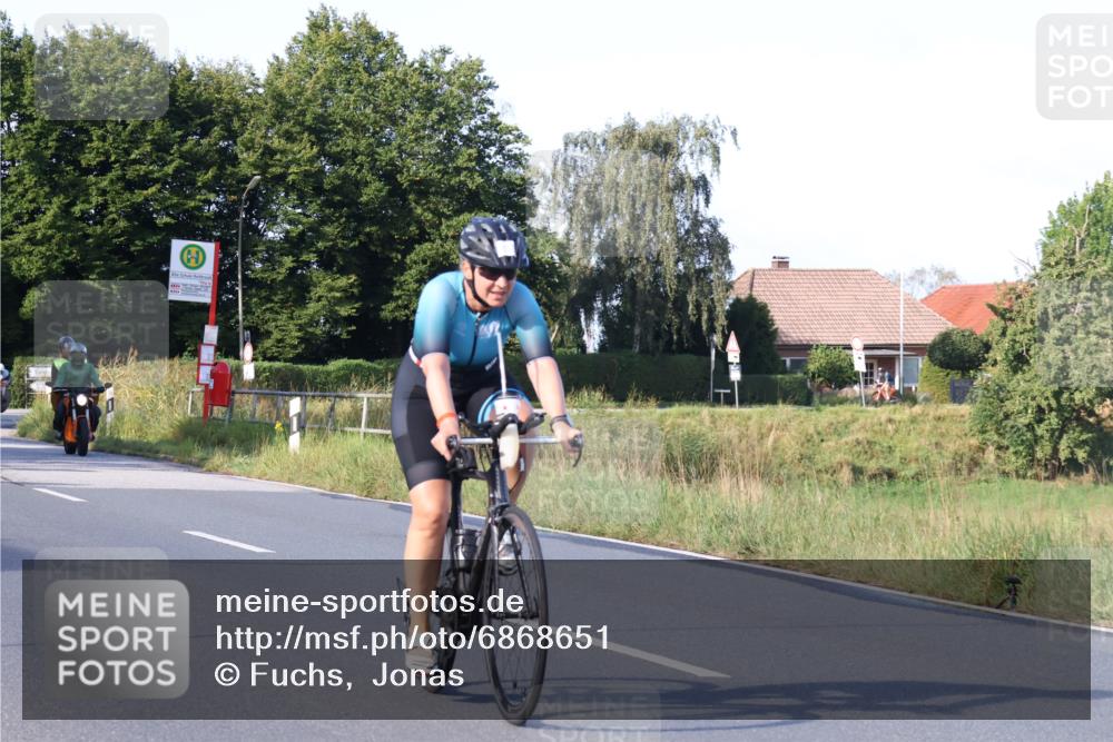 25.08.2024 - Elbe Triathlon Hamburg Fuchs,  Jonas http://msf.ph/oto/6868651 25.08.2024 09:31:08 Radfahren 254, 271, 67, 113, 136, 187, 257, 302, 307 meine-sportfotos.de