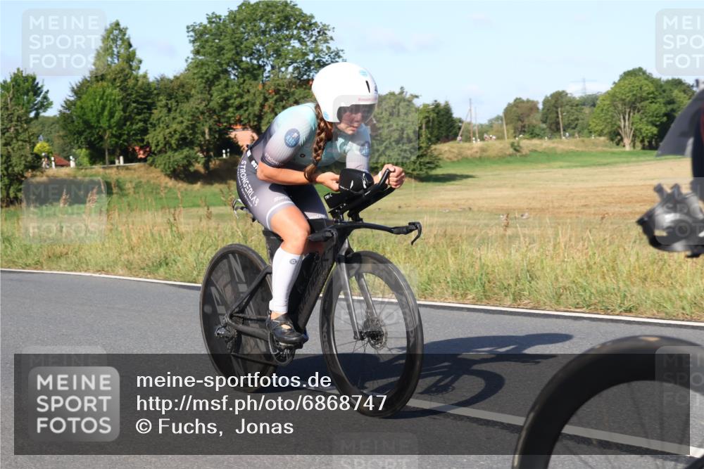 25.08.2024 - Elbe Triathlon Hamburg Fuchs,  Jonas http://msf.ph/oto/6868747 25.08.2024 09:31:16 Radfahren 187, 257, 302, 307, 312, 482, 243, 72 meine-sportfotos.de