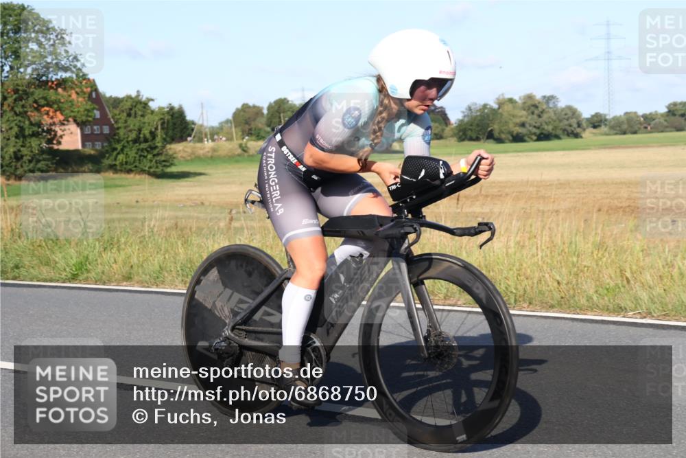 25.08.2024 - Elbe Triathlon Hamburg Fuchs,  Jonas http://msf.ph/oto/6868750 25.08.2024 09:31:16 Radfahren 187, 257, 302, 307, 312, 482, 243, 72 meine-sportfotos.de