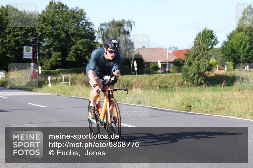 25.08.2024 - Elbe Triathlon Hamburg Fuchs,  Jonas http://msf.ph/oto/6868776 25.08.2024 09:31:18 Radfahren 307, 312, 482, 243, 72 meine-sportfotos.de