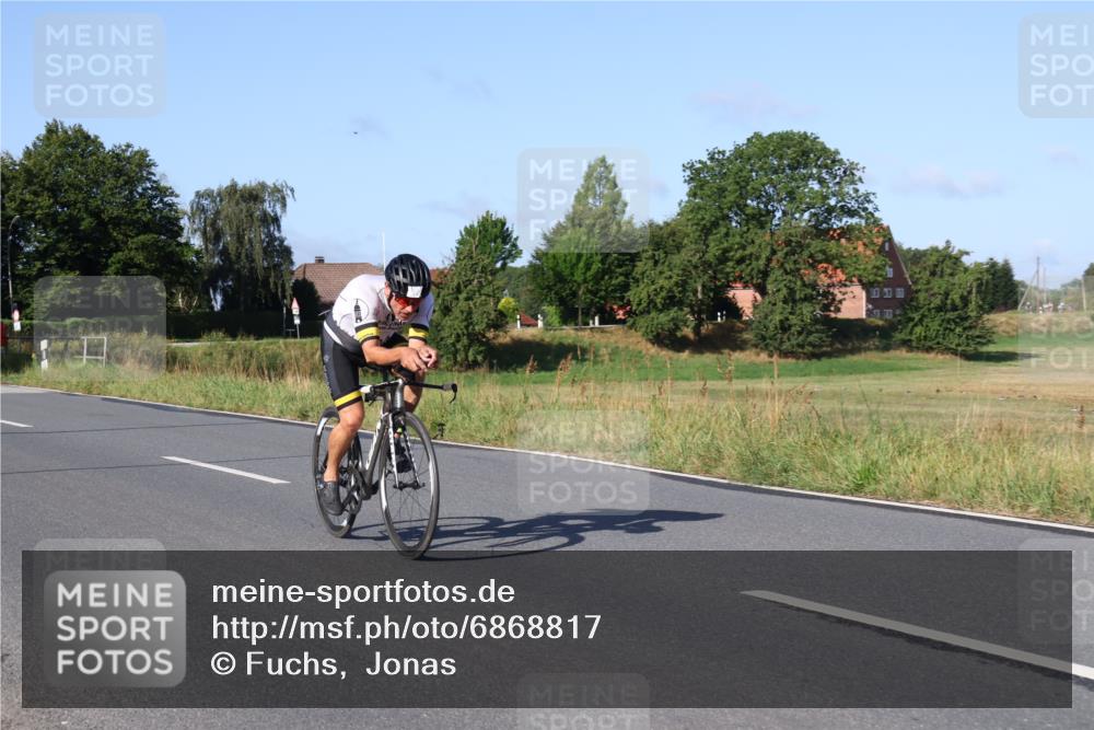 25.08.2024 - Elbe Triathlon Hamburg Fuchs,  Jonas http://msf.ph/oto/6868817 25.08.2024 09:31:21 Radfahren 312, 482, 243, 72, 277, 125, 351 meine-sportfotos.de