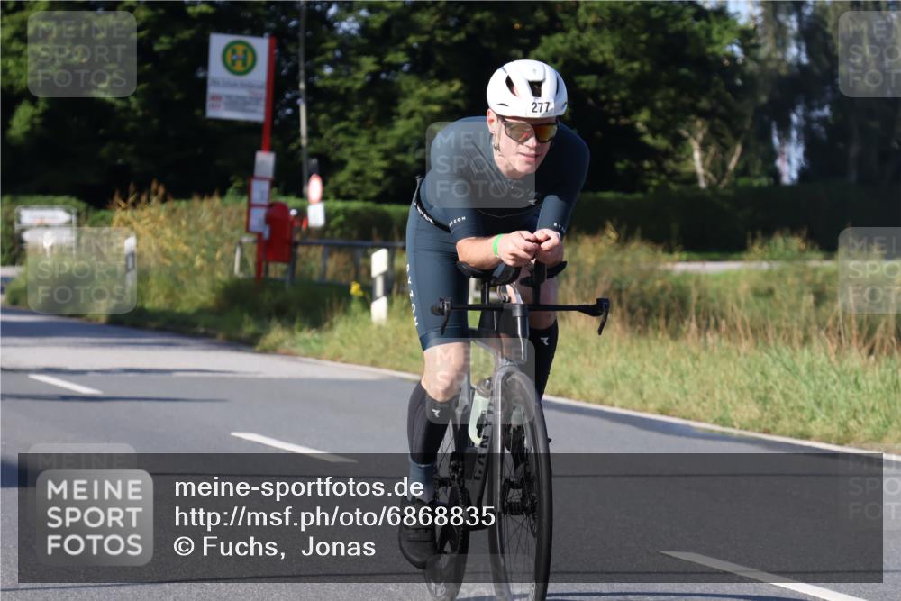 25.08.2024 - Elbe Triathlon Hamburg Fuchs,  Jonas http://msf.ph/oto/6868835 25.08.2024 09:31:25 Radfahren 72, 277, 125, 351, 223 meine-sportfotos.de