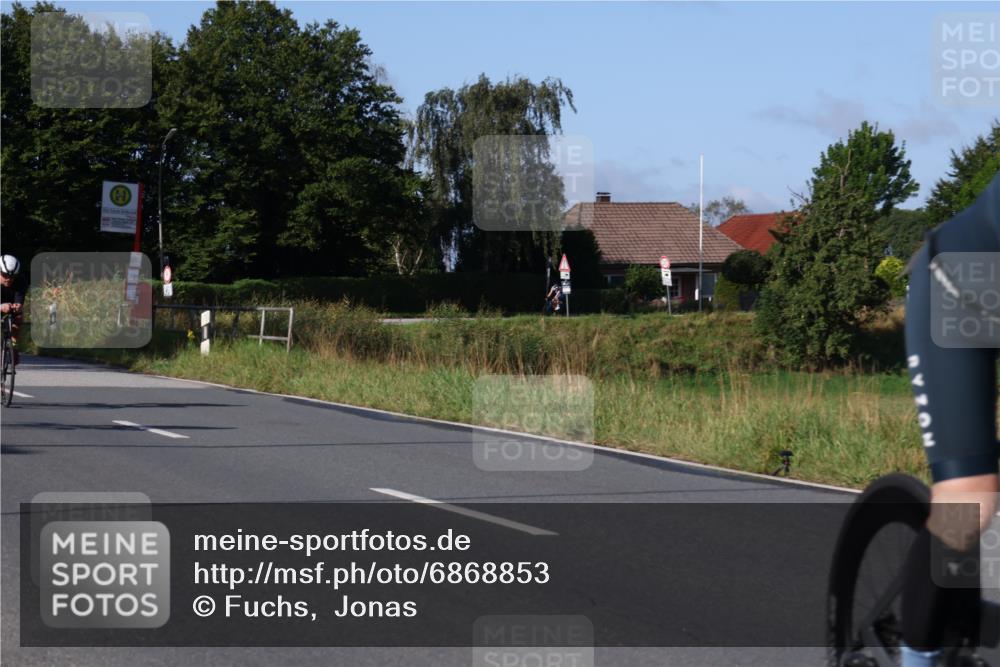 25.08.2024 - Elbe Triathlon Hamburg Fuchs,  Jonas http://msf.ph/oto/6868853 25.08.2024 09:31:26 Radfahren 72, 277, 125, 351, 223, 242 meine-sportfotos.de