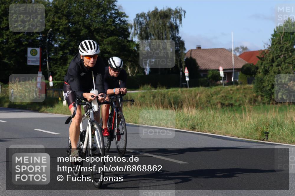 25.08.2024 - Elbe Triathlon Hamburg Fuchs,  Jonas http://msf.ph/oto/6868862 25.08.2024 09:31:27 Radfahren 72, 277, 125, 351, 223, 242 meine-sportfotos.de
