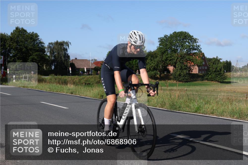 25.08.2024 - Elbe Triathlon Hamburg Fuchs,  Jonas http://msf.ph/oto/6868906 25.08.2024 09:31:31 Radfahren 277, 125, 351, 223, 242, 173 meine-sportfotos.de