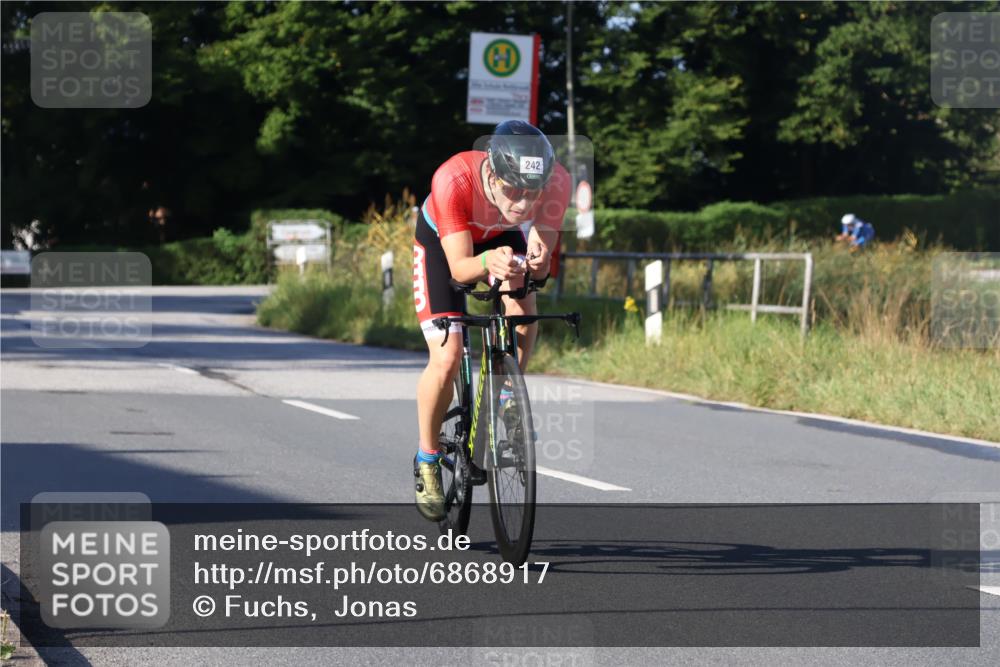 25.08.2024 - Elbe Triathlon Hamburg Fuchs,  Jonas http://msf.ph/oto/6868917 25.08.2024 09:31:32 Radfahren 125, 351, 223, 242, 173 meine-sportfotos.de