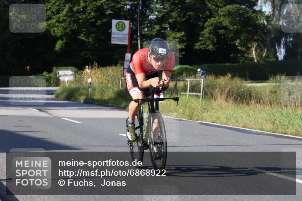 25.08.2024 - Elbe Triathlon Hamburg Fuchs,  Jonas http://msf.ph/oto/6868922 25.08.2024 09:31:33 Radfahren 125, 351, 223, 242, 173 meine-sportfotos.de