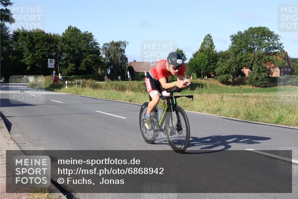 25.08.2024 - Elbe Triathlon Hamburg Fuchs,  Jonas http://msf.ph/oto/6868942 25.08.2024 09:31:33 Radfahren 125, 351, 223, 242, 173 meine-sportfotos.de