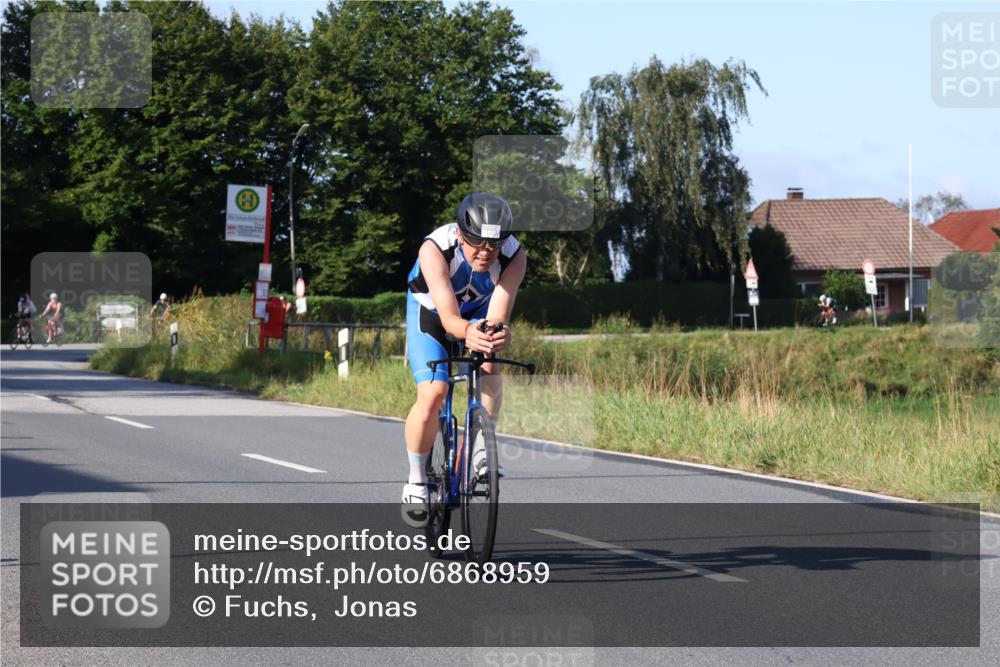 25.08.2024 - Elbe Triathlon Hamburg Fuchs,  Jonas http://msf.ph/oto/6868959 25.08.2024 09:31:37 Radfahren 242, 173, 176, 200, 373 meine-sportfotos.de