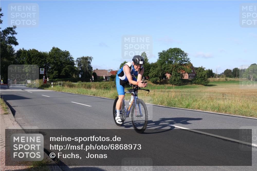 25.08.2024 - Elbe Triathlon Hamburg Fuchs,  Jonas http://msf.ph/oto/6868973 25.08.2024 09:31:38 Radfahren 242, 173, 176, 200, 373 meine-sportfotos.de