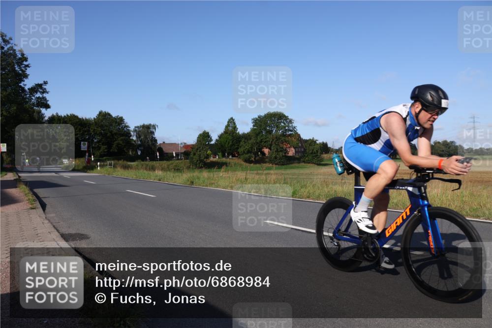 25.08.2024 - Elbe Triathlon Hamburg Fuchs,  Jonas http://msf.ph/oto/6868984 25.08.2024 09:31:38 Radfahren 242, 173, 176, 200, 373 meine-sportfotos.de