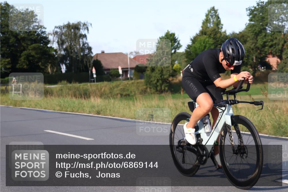 25.08.2024 - Elbe Triathlon Hamburg Fuchs,  Jonas http://msf.ph/oto/6869144 25.08.2024 09:31:53 Radfahren 350, 124, 147, 133, 469, 175, 321, 356, 139 meine-sportfotos.de
