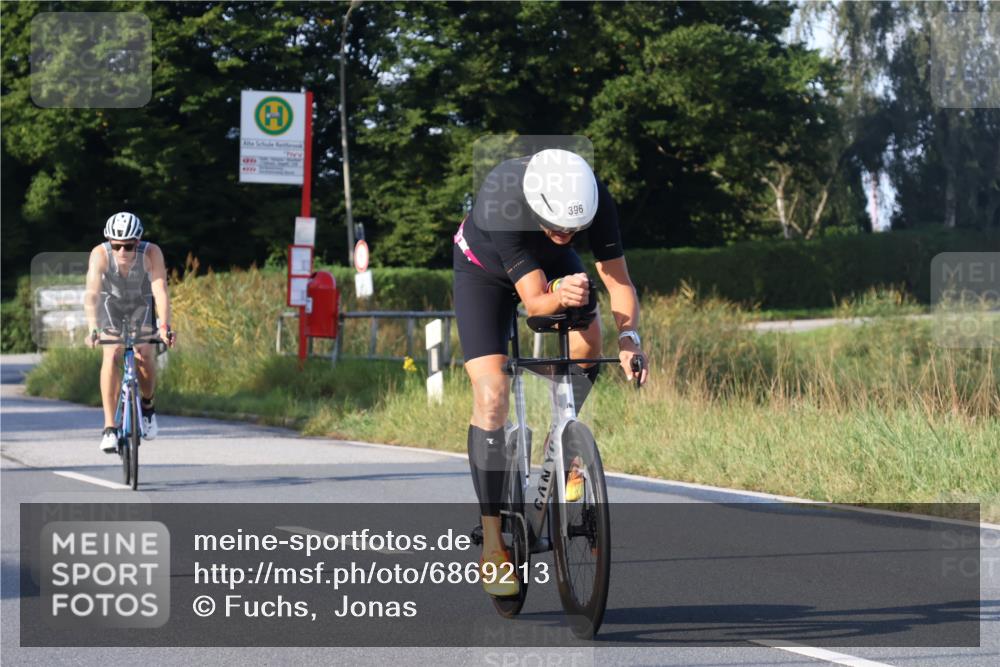 25.08.2024 - Elbe Triathlon Hamburg Fuchs,  Jonas http://msf.ph/oto/6869213 25.08.2024 09:32:00 Radfahren 175, 321, 356, 139, 396, 229, 423, 206, 345 meine-sportfotos.de