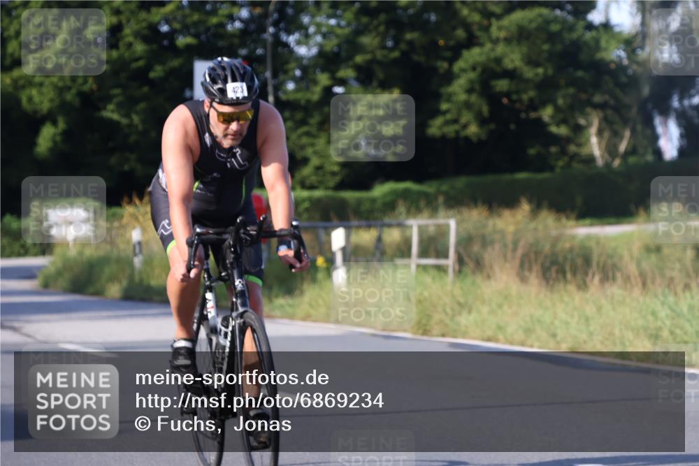 25.08.2024 - Elbe Triathlon Hamburg Fuchs,  Jonas http://msf.ph/oto/6869234 25.08.2024 09:32:02 Radfahren 175, 321, 356, 139, 396, 229, 423, 206, 345, 391 meine-sportfotos.de
