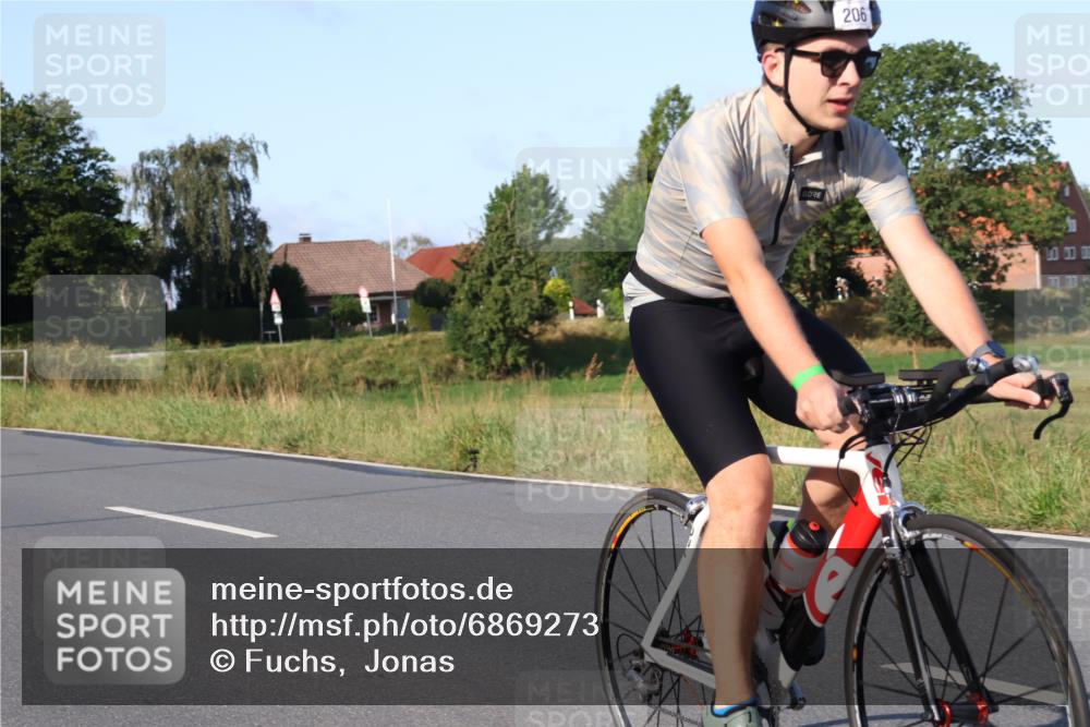 25.08.2024 - Elbe Triathlon Hamburg Fuchs,  Jonas http://msf.ph/oto/6869273 25.08.2024 09:32:05 Radfahren 396, 229, 423, 206, 345, 391 meine-sportfotos.de