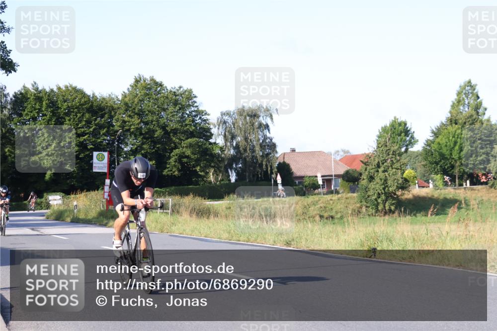 25.08.2024 - Elbe Triathlon Hamburg Fuchs,  Jonas http://msf.ph/oto/6869290 25.08.2024 09:32:06 Radfahren 396, 229, 423, 206, 345, 391 meine-sportfotos.de