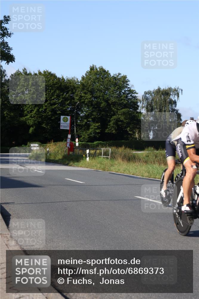 25.08.2024 - Elbe Triathlon Hamburg Fuchs,  Jonas http://msf.ph/oto/6869373 25.08.2024 09:32:18 Radfahren 59, 73, 99, 339, 107, 366 meine-sportfotos.de