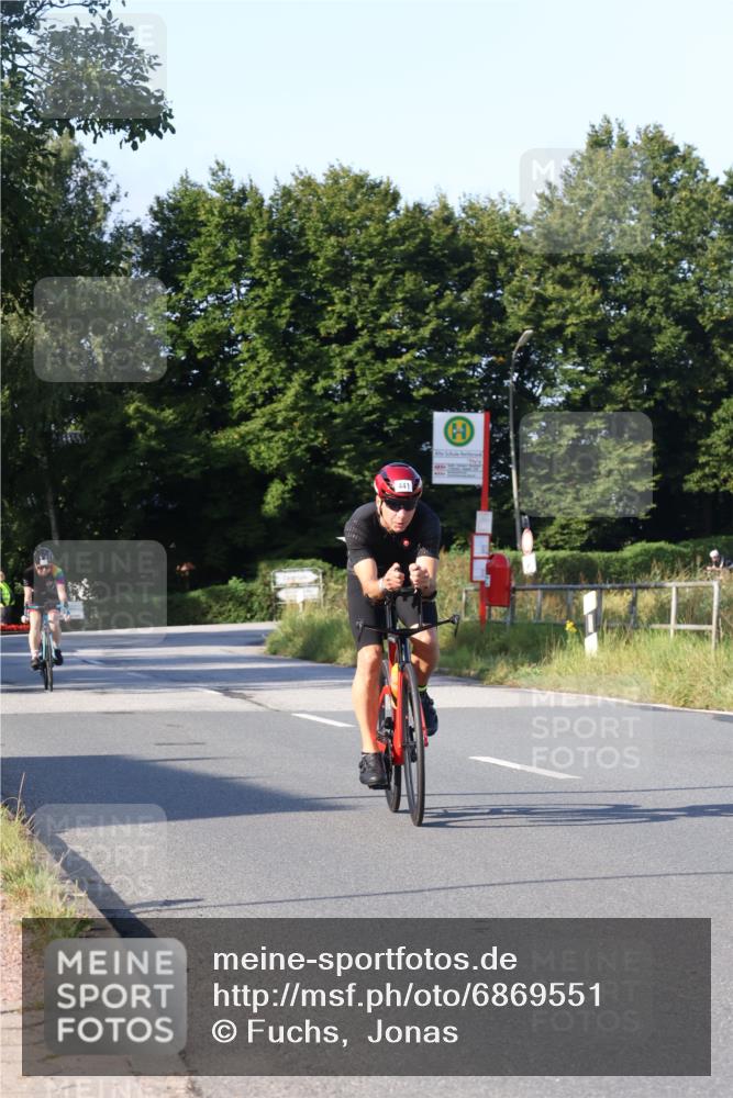 25.08.2024 - Elbe Triathlon Hamburg Fuchs,  Jonas http://msf.ph/oto/6869551 25.08.2024 09:32:42 Radfahren 441, 177 meine-sportfotos.de