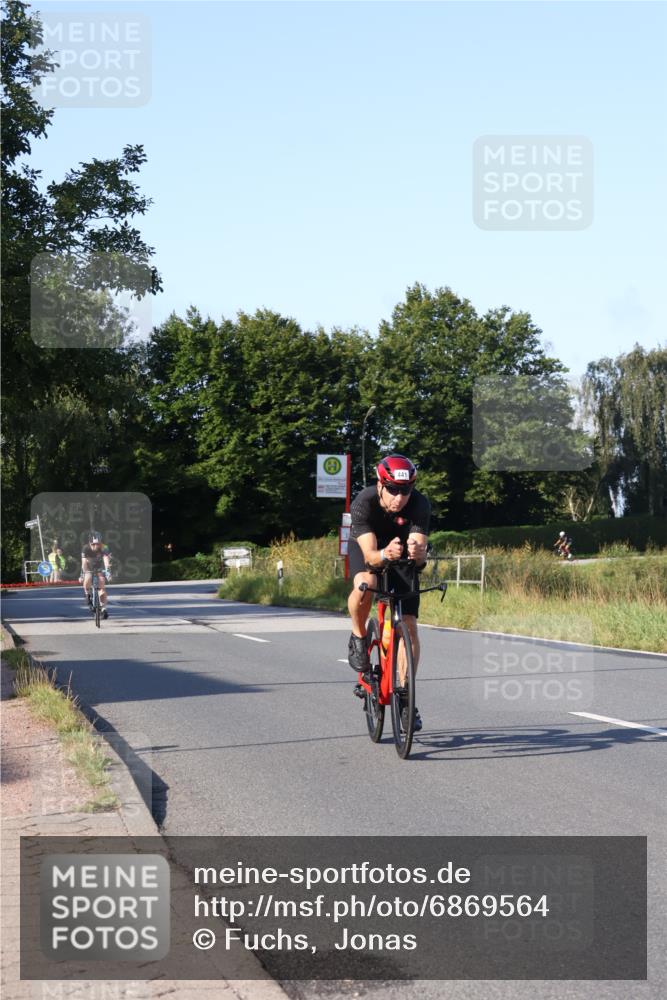 25.08.2024 - Elbe Triathlon Hamburg Fuchs,  Jonas http://msf.ph/oto/6869564 25.08.2024 09:32:42 Radfahren 441, 177 meine-sportfotos.de
