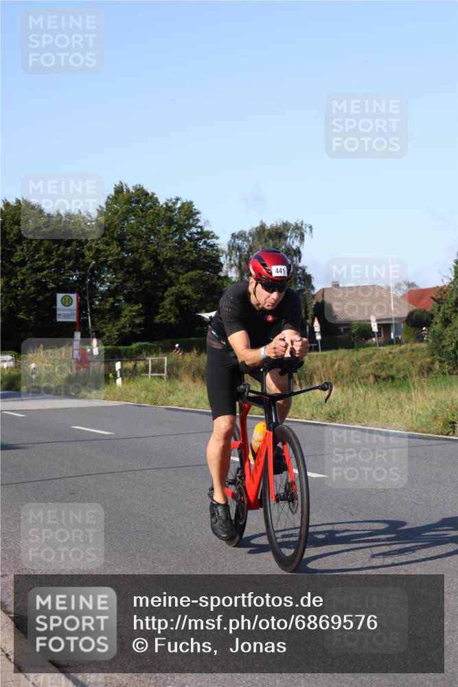 25.08.2024 - Elbe Triathlon Hamburg Fuchs,  Jonas http://msf.ph/oto/6869576 25.08.2024 09:32:43 Radfahren 441, 177 meine-sportfotos.de