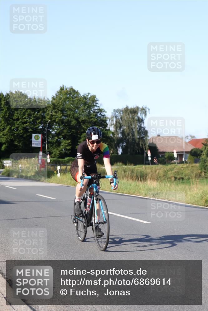 25.08.2024 - Elbe Triathlon Hamburg Fuchs,  Jonas http://msf.ph/oto/6869614 25.08.2024 09:32:46 Radfahren 441, 177 meine-sportfotos.de