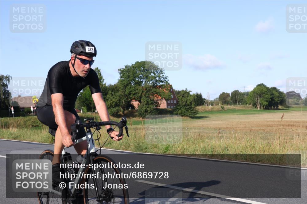 25.08.2024 - Elbe Triathlon Hamburg Fuchs,  Jonas http://msf.ph/oto/6869728 25.08.2024 09:33:01 Radfahren 382, 336 meine-sportfotos.de