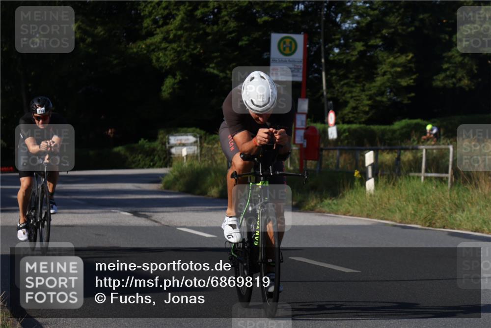 25.08.2024 - Elbe Triathlon Hamburg Fuchs,  Jonas http://msf.ph/oto/6869819 25.08.2024 09:33:22 Radfahren 331, 172, 313, 108, 364 meine-sportfotos.de