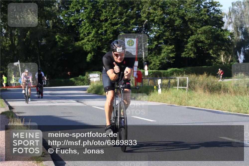 25.08.2024 - Elbe Triathlon Hamburg Fuchs,  Jonas http://msf.ph/oto/6869833 25.08.2024 09:33:23 Radfahren 172, 313, 108, 364 meine-sportfotos.de