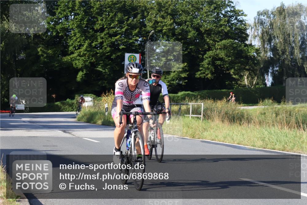25.08.2024 - Elbe Triathlon Hamburg Fuchs,  Jonas http://msf.ph/oto/6869868 25.08.2024 09:33:25 Radfahren 172, 313, 108, 364 meine-sportfotos.de