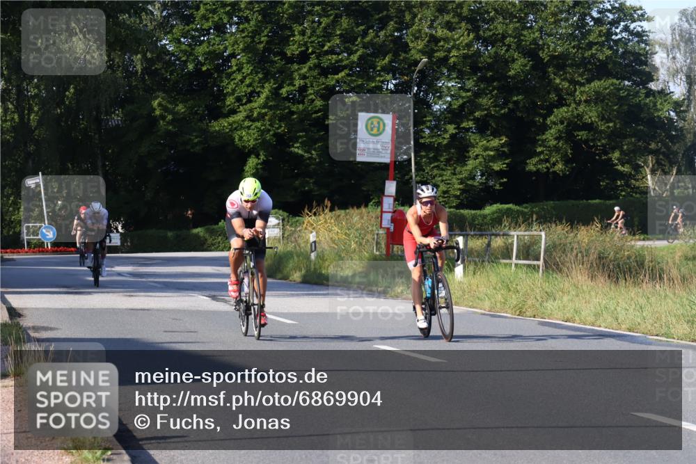 25.08.2024 - Elbe Triathlon Hamburg Fuchs,  Jonas http://msf.ph/oto/6869904 25.08.2024 09:33:31 Radfahren 108, 364, 486, 353, 323 meine-sportfotos.de