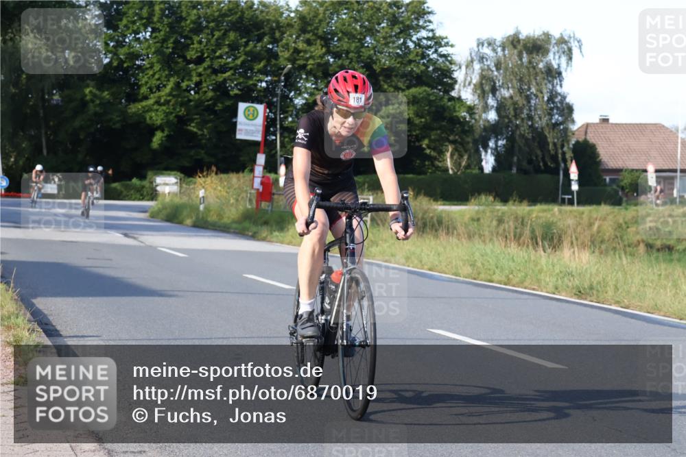 25.08.2024 - Elbe Triathlon Hamburg Fuchs,  Jonas http://msf.ph/oto/6870019 25.08.2024 09:33:38 Radfahren 486, 353, 323, 181, 316, 326, 156, 126 meine-sportfotos.de