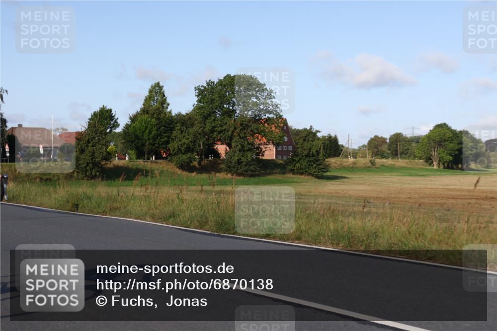 25.08.2024 - Elbe Triathlon Hamburg Fuchs,  Jonas http://msf.ph/oto/6870138 25.08.2024 09:33:45 Radfahren 316, 326, 156, 126, 228, 352, 1851 meine-sportfotos.de