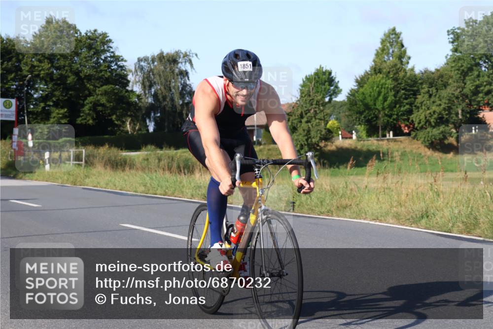 25.08.2024 - Elbe Triathlon Hamburg Fuchs,  Jonas http://msf.ph/oto/6870232 25.08.2024 09:33:51 Radfahren 228, 352, 1851, 234, 53, 256 meine-sportfotos.de