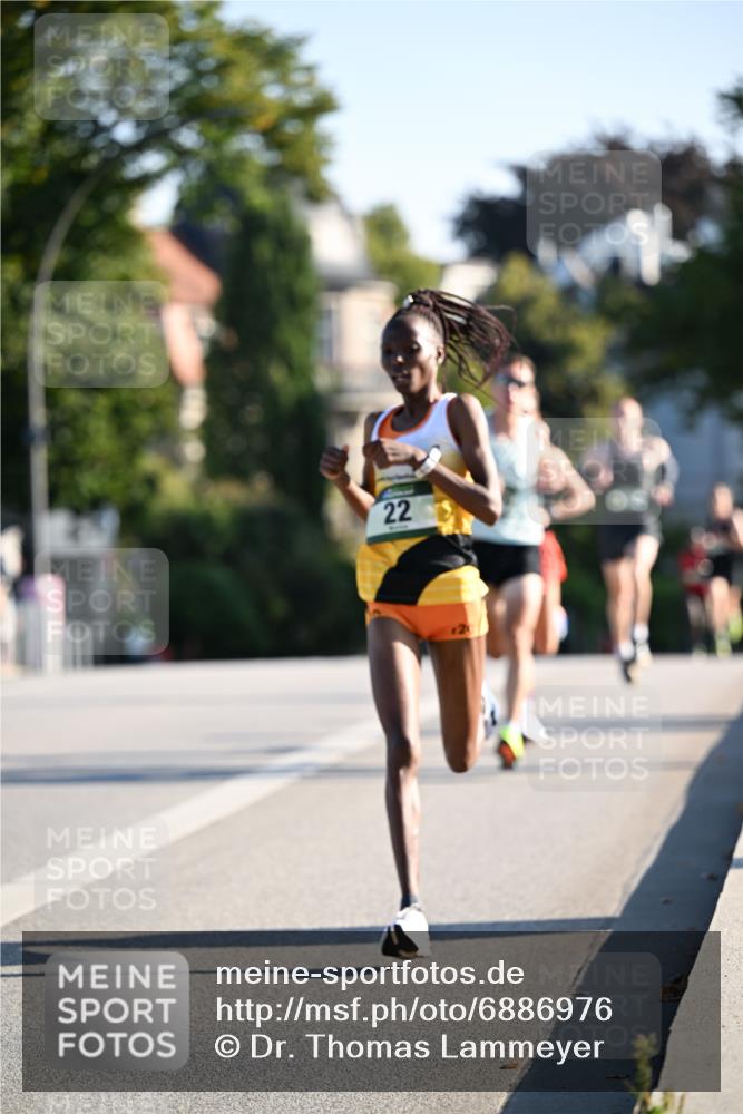 01.09.2024 - BARMER Alsterlauf Dr. Thomas Lammeyer http://msf.ph/oto/6886976 01.09.2024 09:17:41 Laufen 22, 20 meine-sportfotos.de