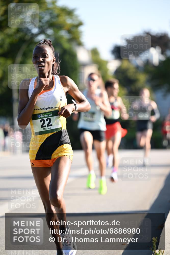 01.09.2024 - BARMER Alsterlauf Dr. Thomas Lammeyer http://msf.ph/oto/6886980 01.09.2024 09:17:42 Laufen 2, 635, 22 meine-sportfotos.de