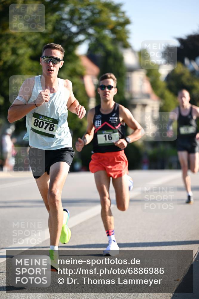 01.09.2024 - BARMER Alsterlauf Dr. Thomas Lammeyer http://msf.ph/oto/6886986 01.09.2024 09:17:43 Laufen 35, 8078, 16 meine-sportfotos.de