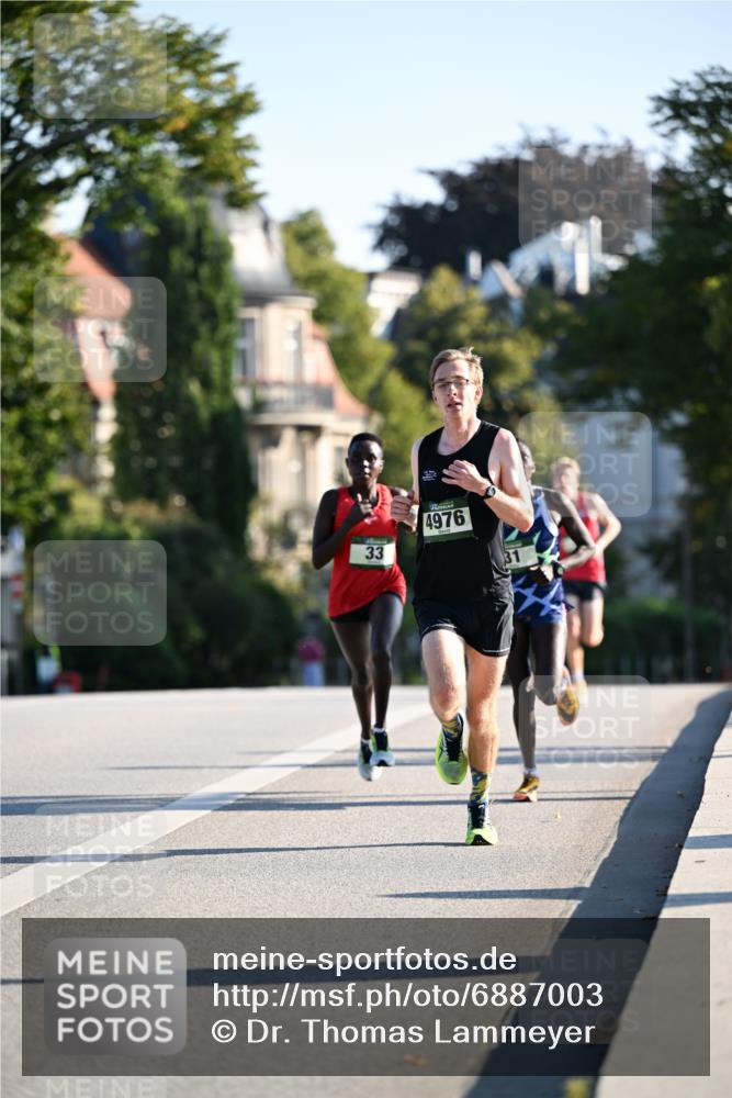 01.09.2024 - BARMER Alsterlauf Dr. Thomas Lammeyer http://msf.ph/oto/6887003 01.09.2024 09:17:47 Laufen 33, 4976 meine-sportfotos.de