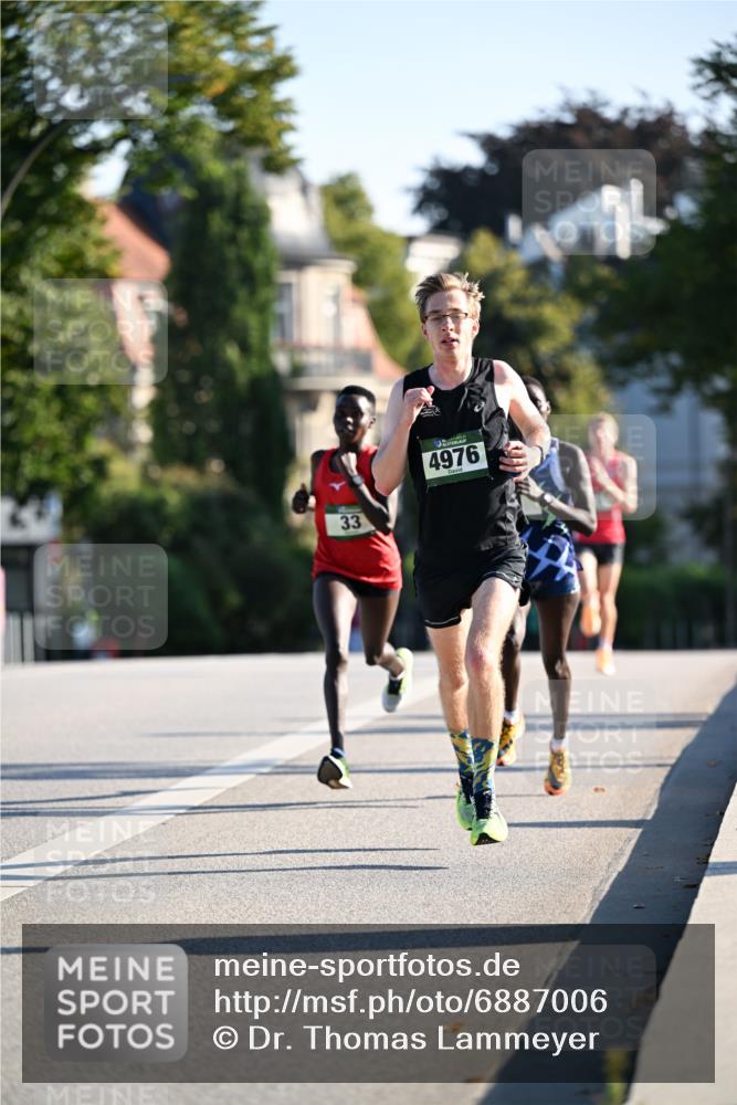 01.09.2024 - BARMER Alsterlauf Dr. Thomas Lammeyer http://msf.ph/oto/6887006 01.09.2024 09:17:48 Laufen 33, 4976 meine-sportfotos.de
