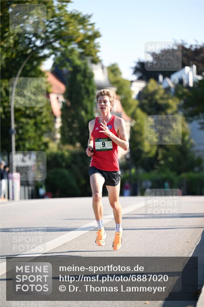 01.09.2024 - BARMER Alsterlauf Dr. Thomas Lammeyer http://msf.ph/oto/6887020 01.09.2024 09:17:51 Laufen  meine-sportfotos.de