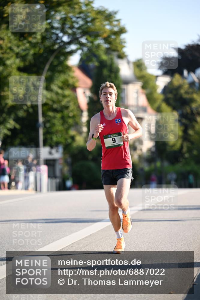 01.09.2024 - BARMER Alsterlauf Dr. Thomas Lammeyer http://msf.ph/oto/6887022 01.09.2024 09:17:51 Laufen 6 meine-sportfotos.de