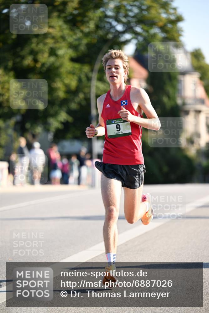 01.09.2024 - BARMER Alsterlauf Dr. Thomas Lammeyer http://msf.ph/oto/6887026 01.09.2024 09:17:52 Laufen 35, 9 meine-sportfotos.de