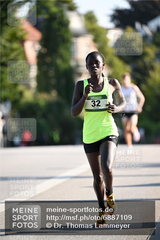 01.09.2024 - BARMER Alsterlauf Dr. Thomas Lammeyer http://msf.ph/oto/6887109 01.09.2024 09:18:25 Laufen 35, 32 meine-sportfotos.de