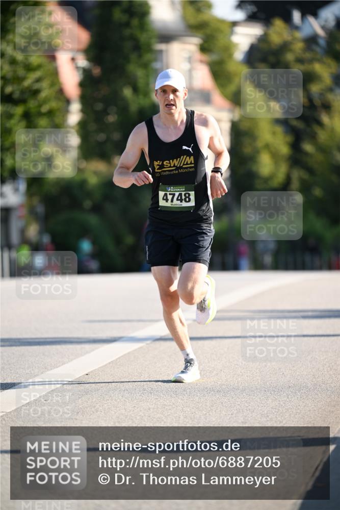 01.09.2024 - BARMER Alsterlauf Dr. Thomas Lammeyer http://msf.ph/oto/6887205 01.09.2024 09:18:57 Laufen 35, 4748 meine-sportfotos.de