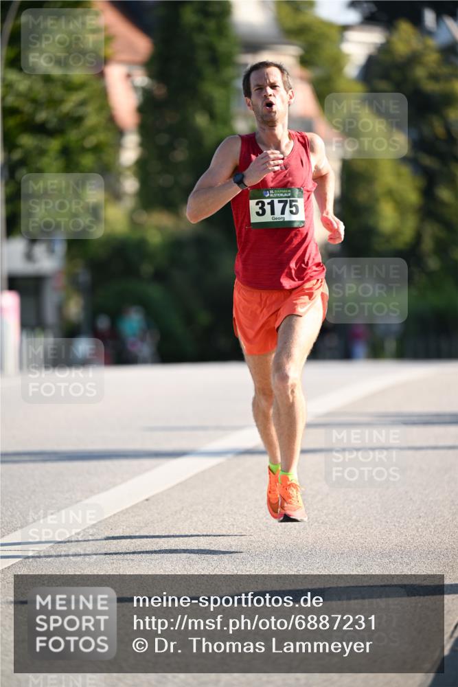 01.09.2024 - BARMER Alsterlauf Dr. Thomas Lammeyer http://msf.ph/oto/6887231 01.09.2024 09:19:04 Laufen 35, 3175 meine-sportfotos.de