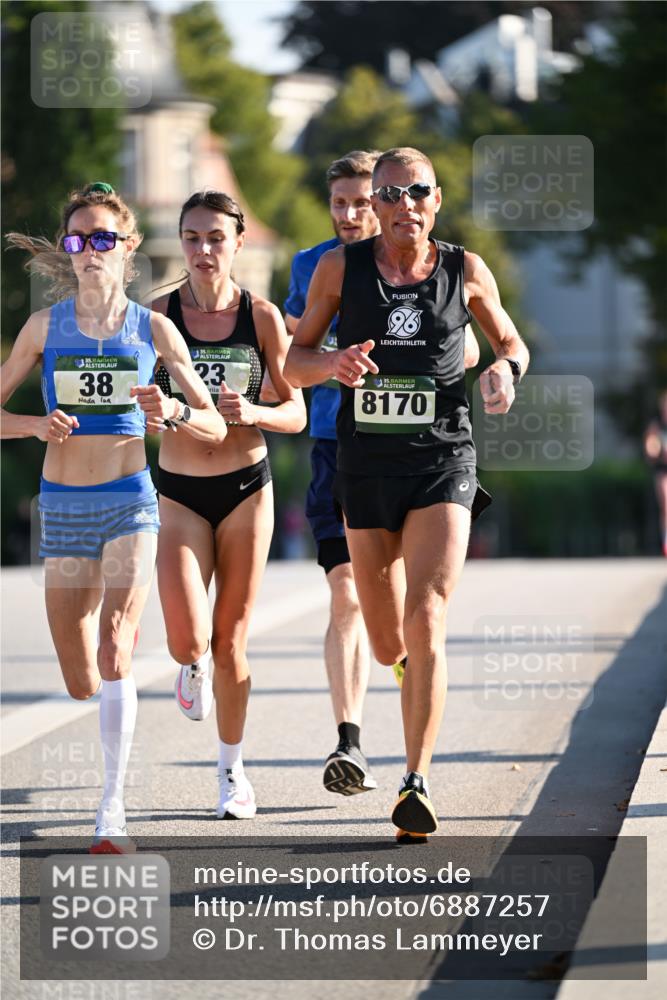 01.09.2024 - BARMER Alsterlauf Dr. Thomas Lammeyer http://msf.ph/oto/6887257 01.09.2024 09:19:11 Laufen 35, 38, 35, 23, 96, 35, 8170 meine-sportfotos.de