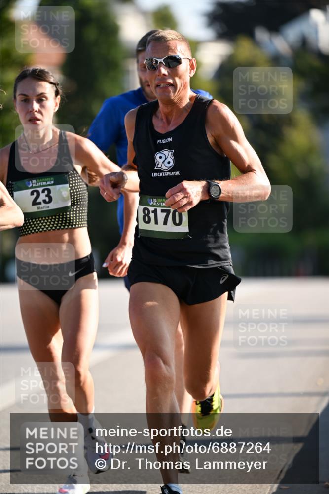 01.09.2024 - BARMER Alsterlauf Dr. Thomas Lammeyer http://msf.ph/oto/6887264 01.09.2024 09:19:12 Laufen 35, 23, 35, 8170 meine-sportfotos.de